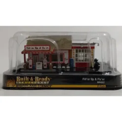 Woodland Scenics BR4922 N Built-&-Ready Fill'er Up & Fix'er Building - Model Train Junction: Quality Parts and Art Supplies